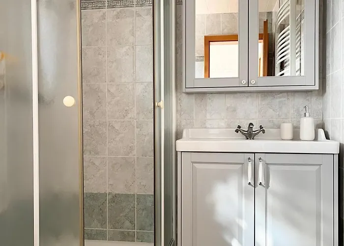 The Little Fern Daire Rovte